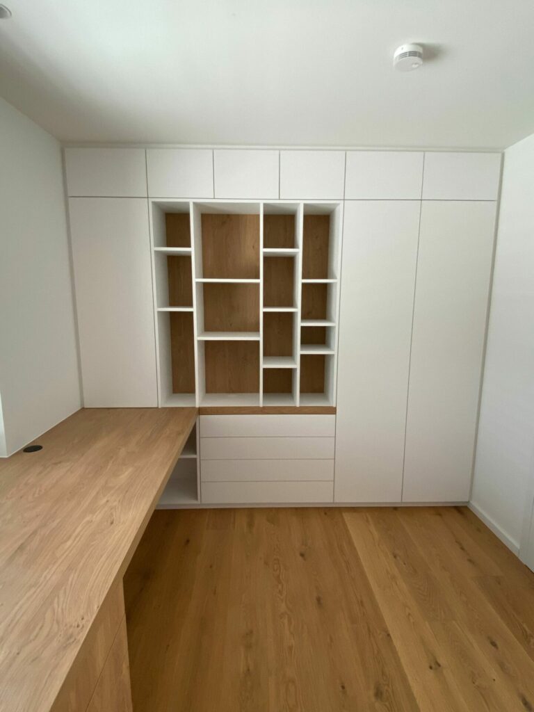 Funktion und Design vereint – schöne Büroeinrichtung